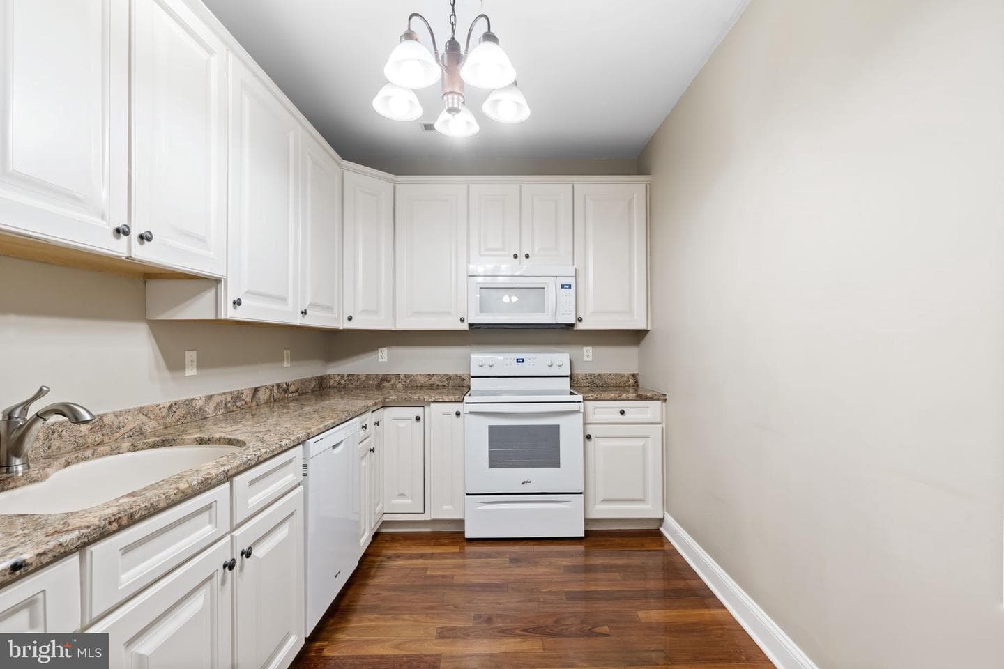1324 W Chester Pike #105 photo 10