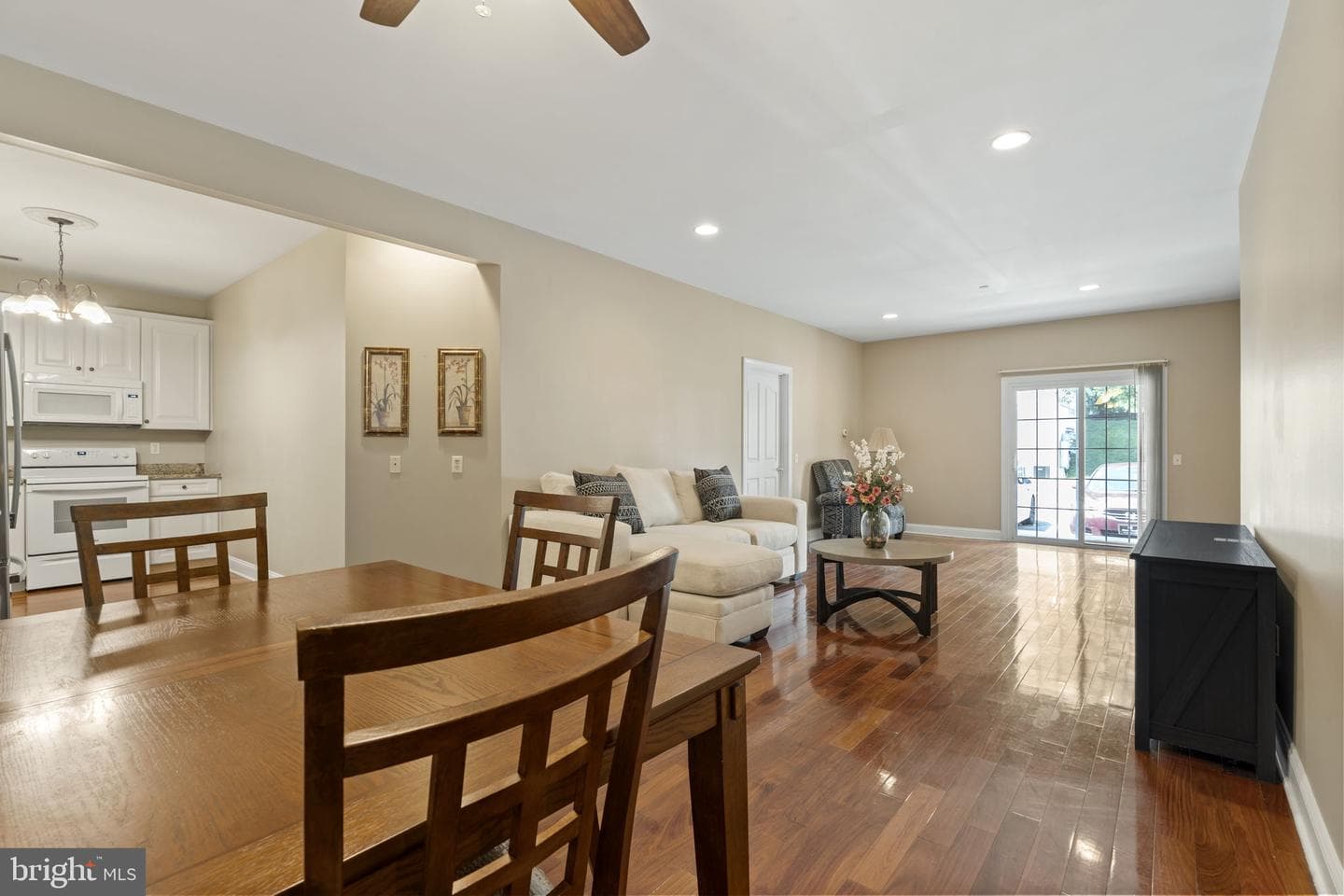 1324 W Chester Pike #105 photo 5