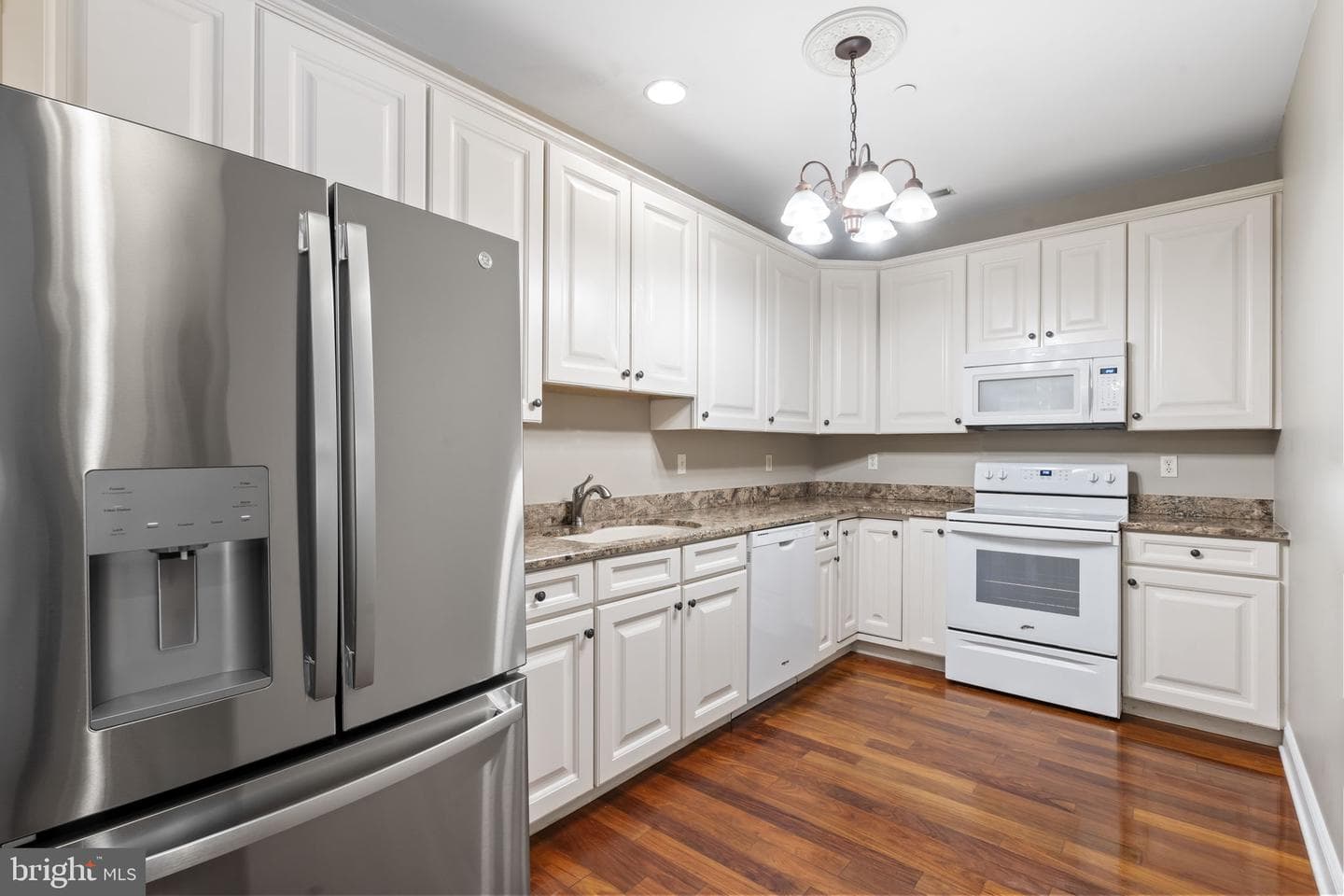 1324 W Chester Pike #105 photo 9