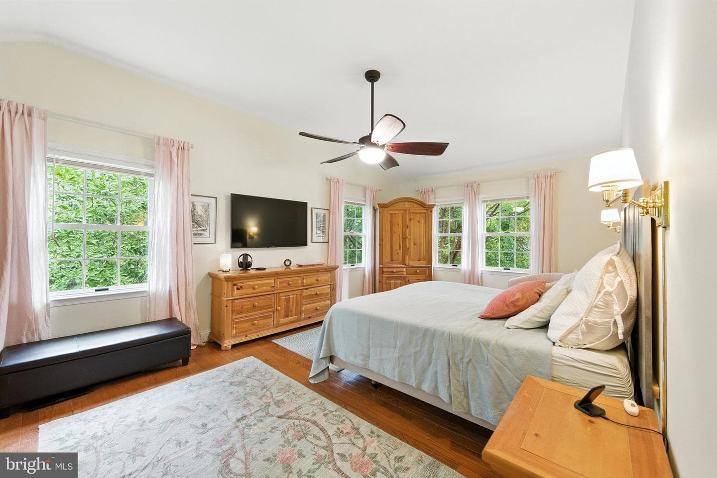 5 Yarmouth Lane photo 32