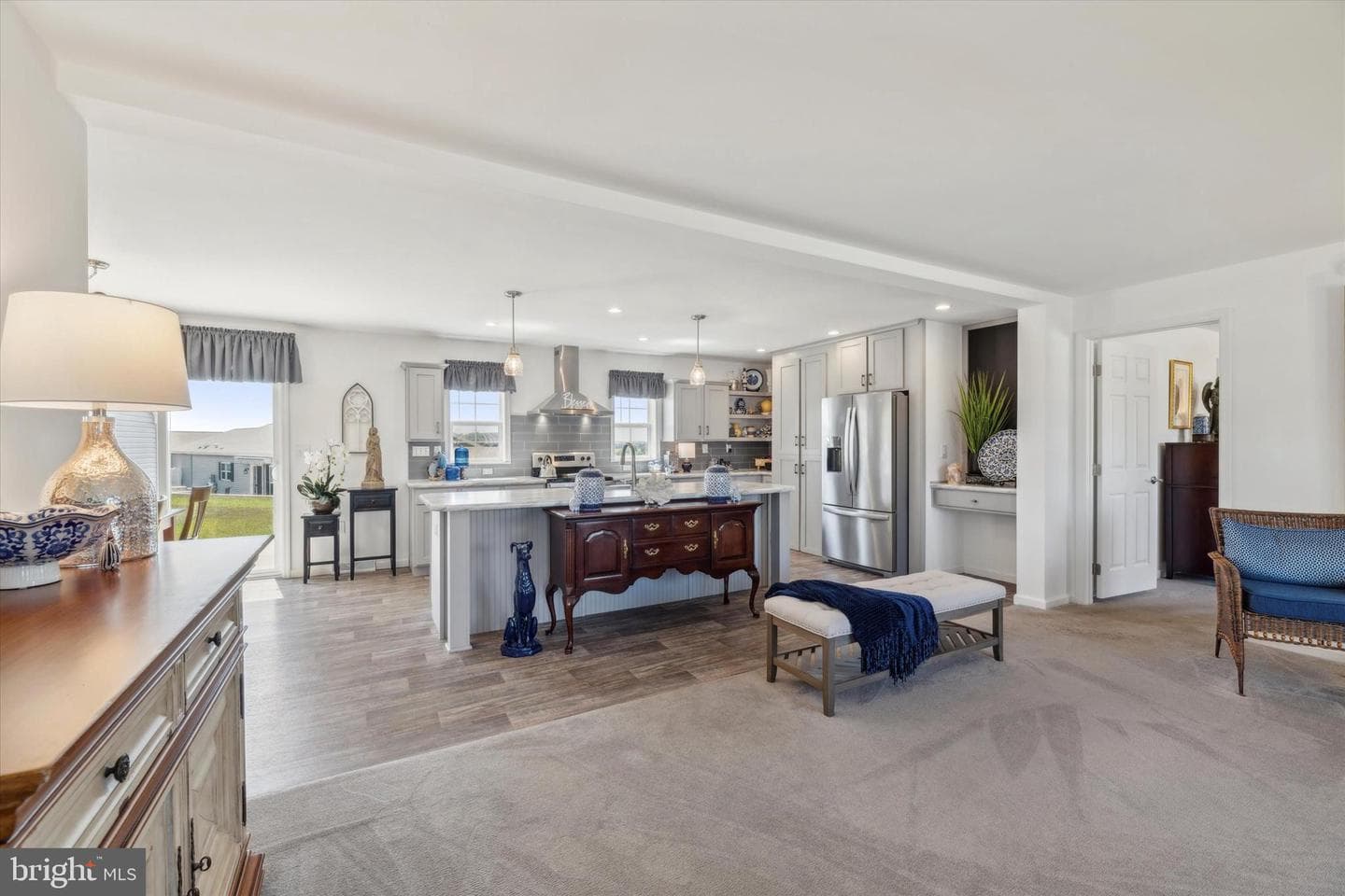 411 Rainbow Drive photo 5
