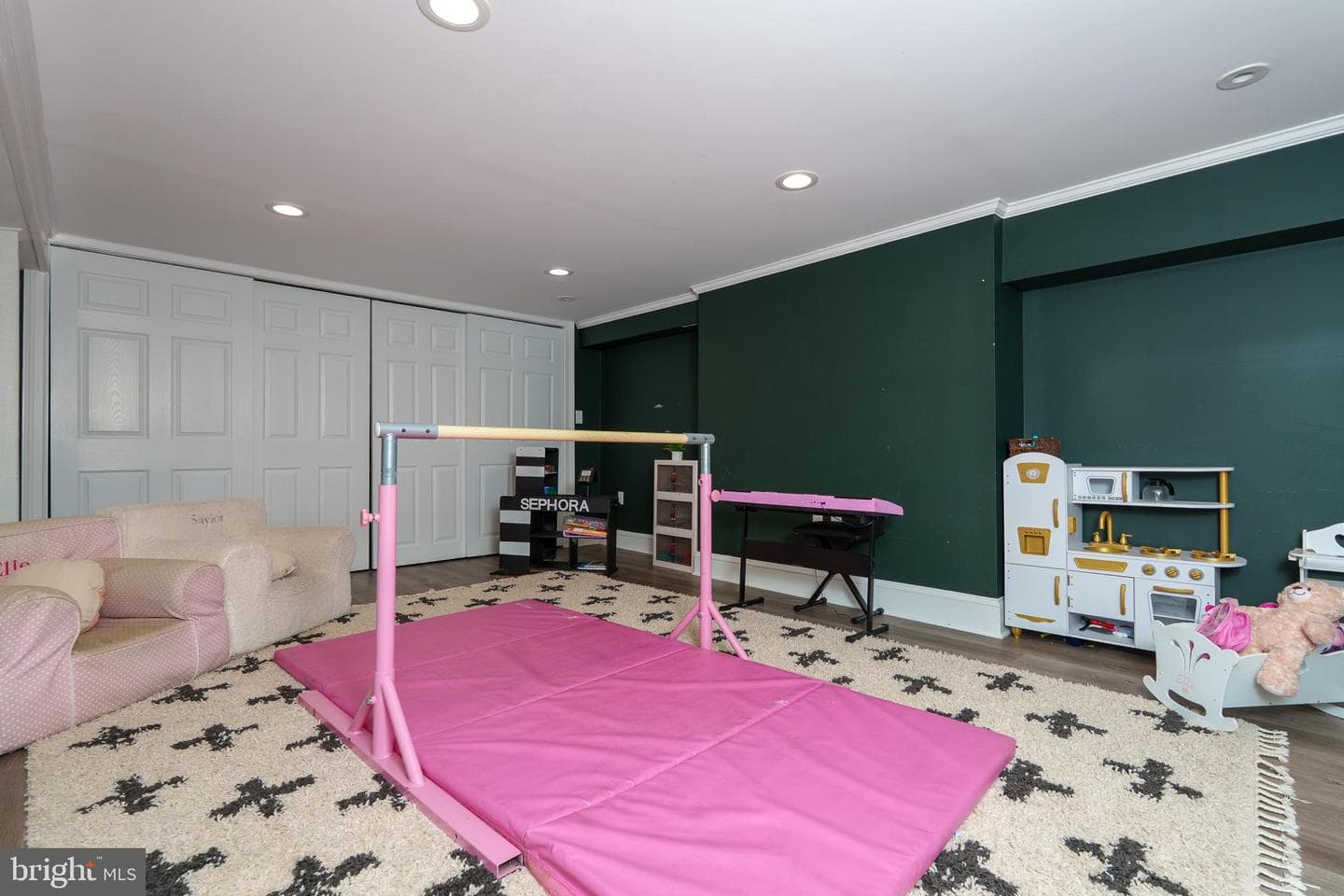 1375 Kirkland Avenue photo 49