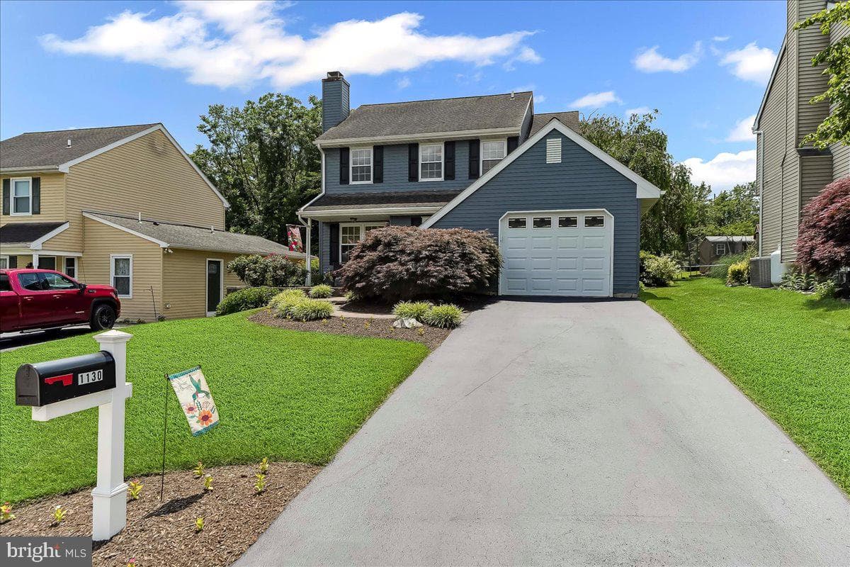 1130 Delaware Lane photo 2