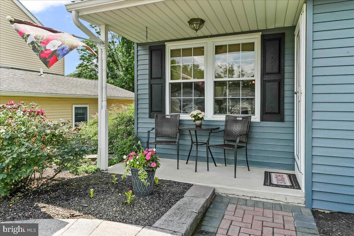 1130 Delaware Lane photo 3