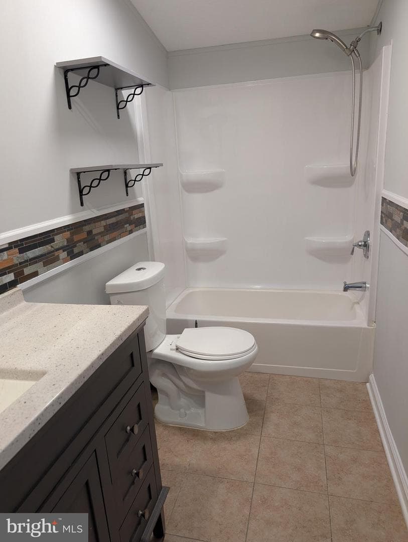 9 Denbigh Lane photo 14