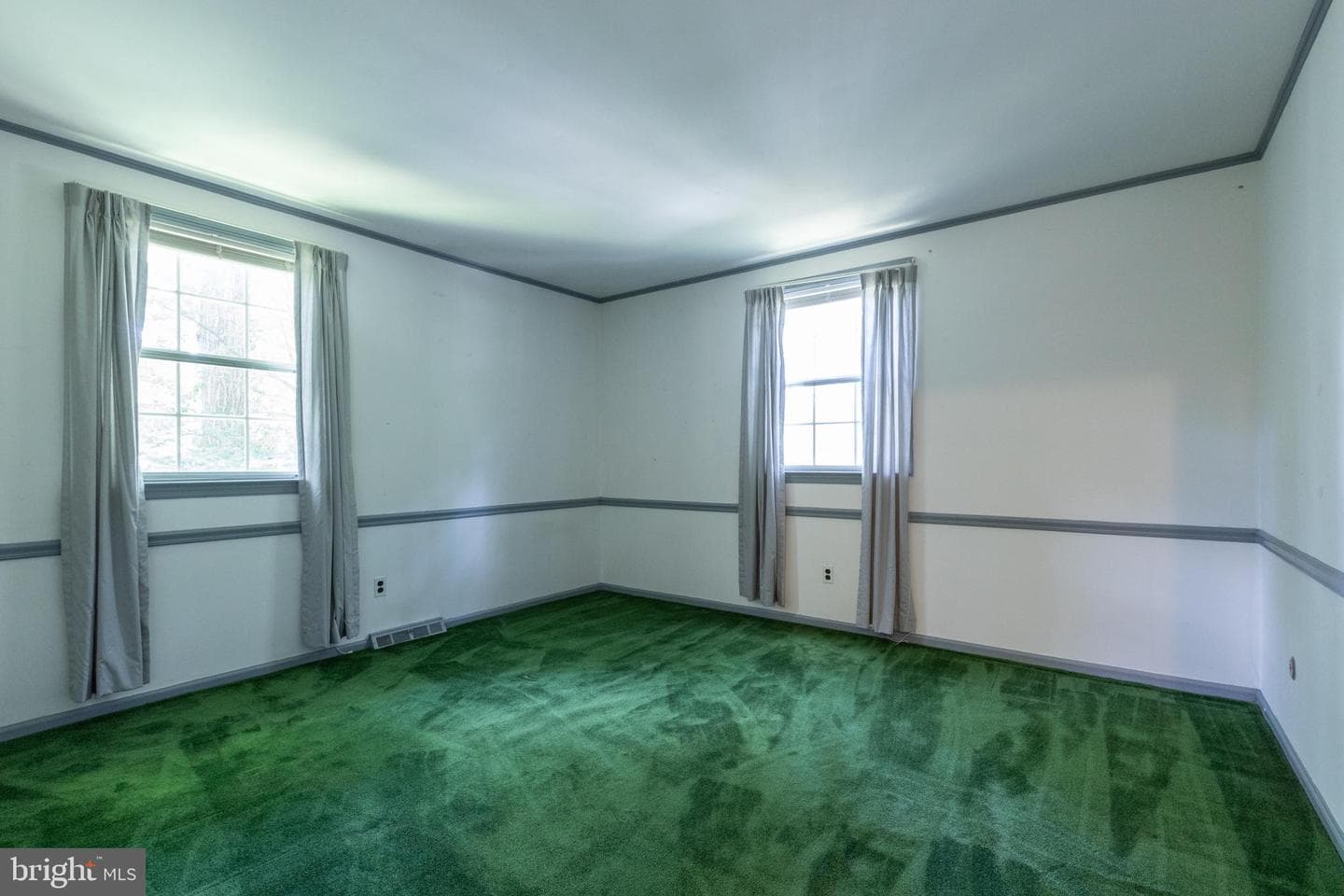 402 Howell Road photo 30