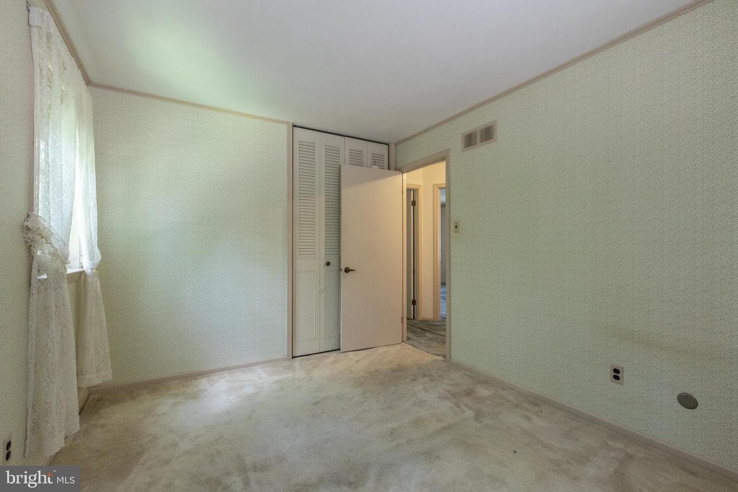 402 Howell Road photo 33