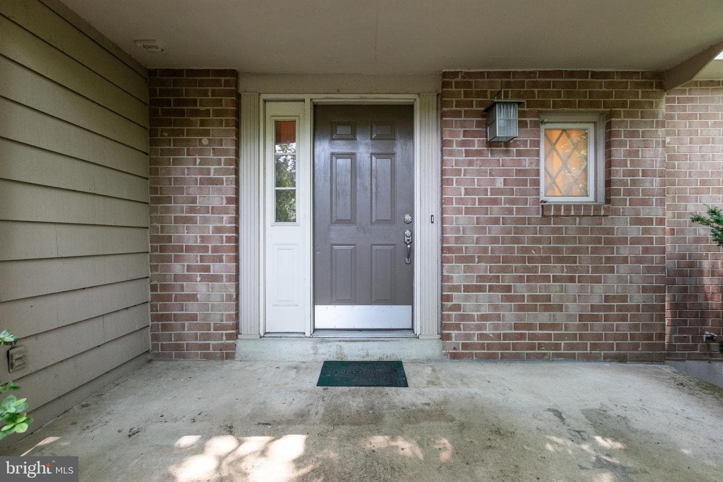 402 Howell Road photo 5