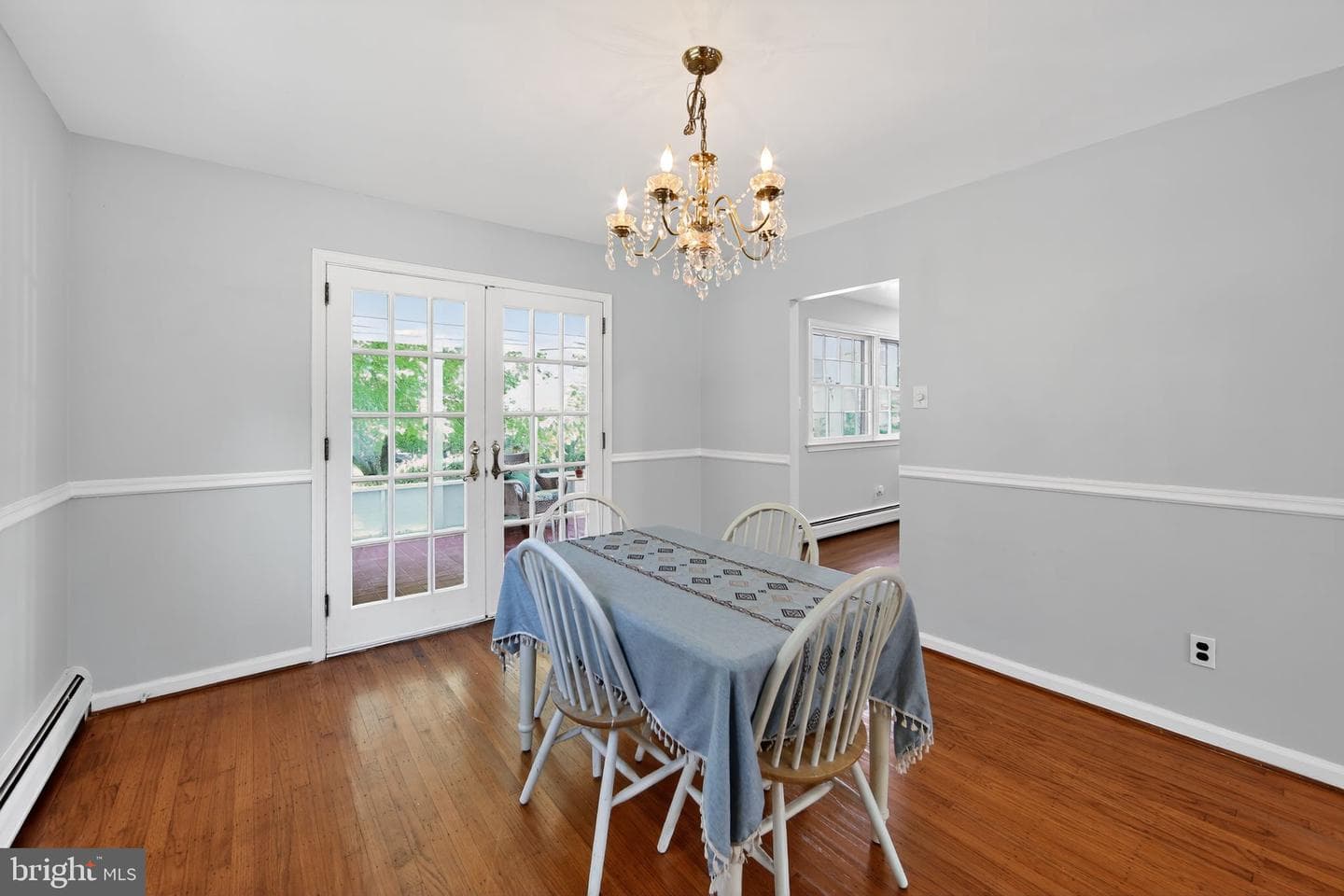 405 Edgewood Drive photo 11