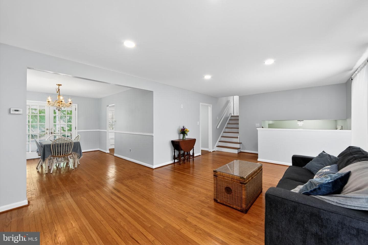 405 Edgewood Drive photo 6
