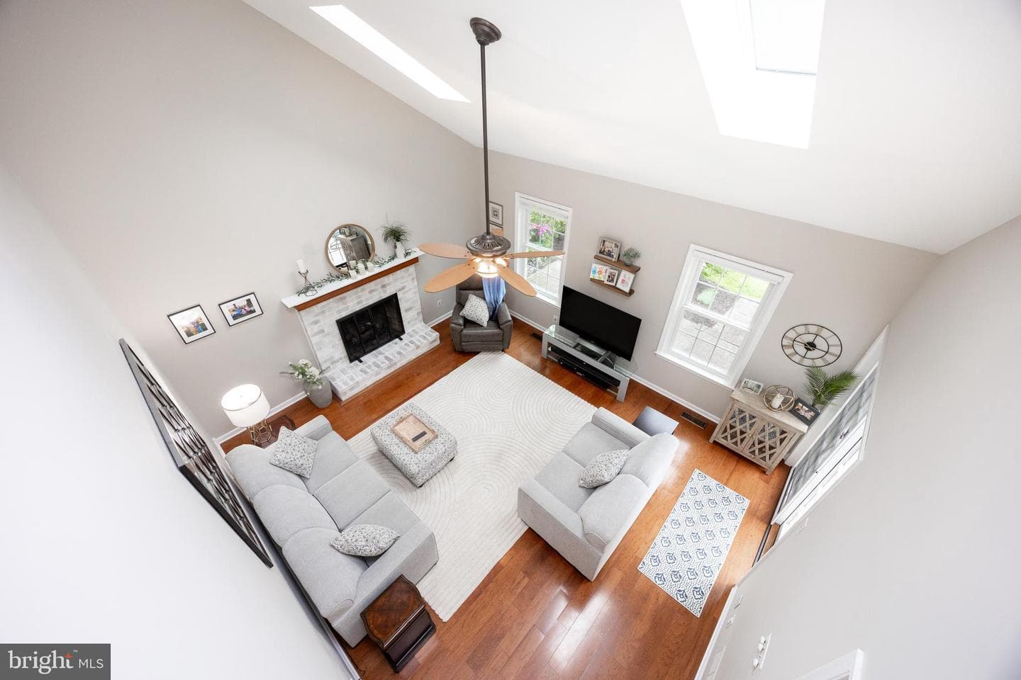 211 Ravenwood Road photo 19