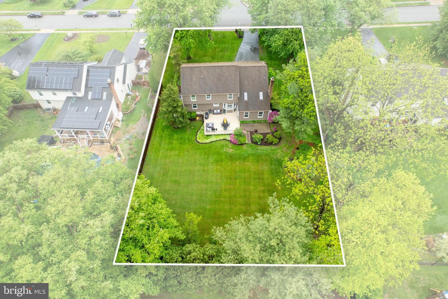 211 Ravenwood Road photo 2