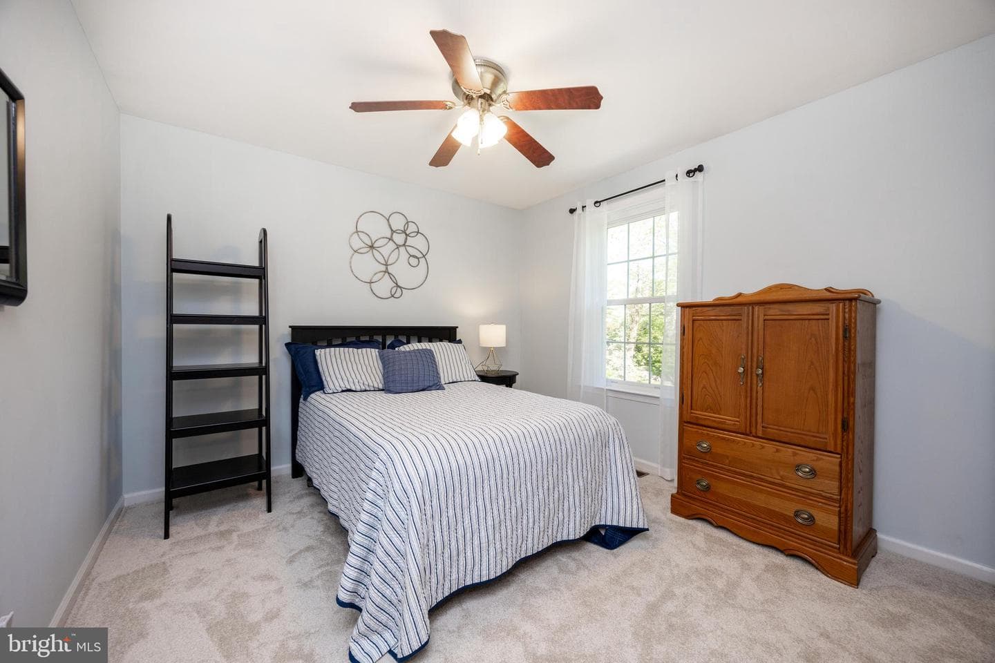 211 Ravenwood Road photo 37