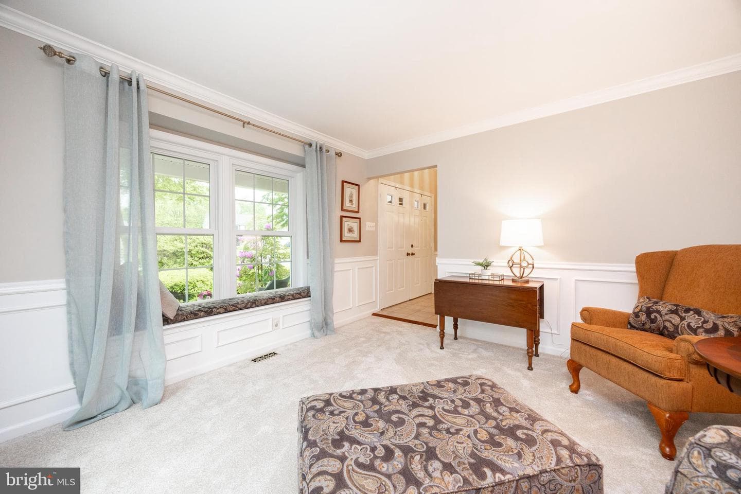 211 Ravenwood Road photo 6