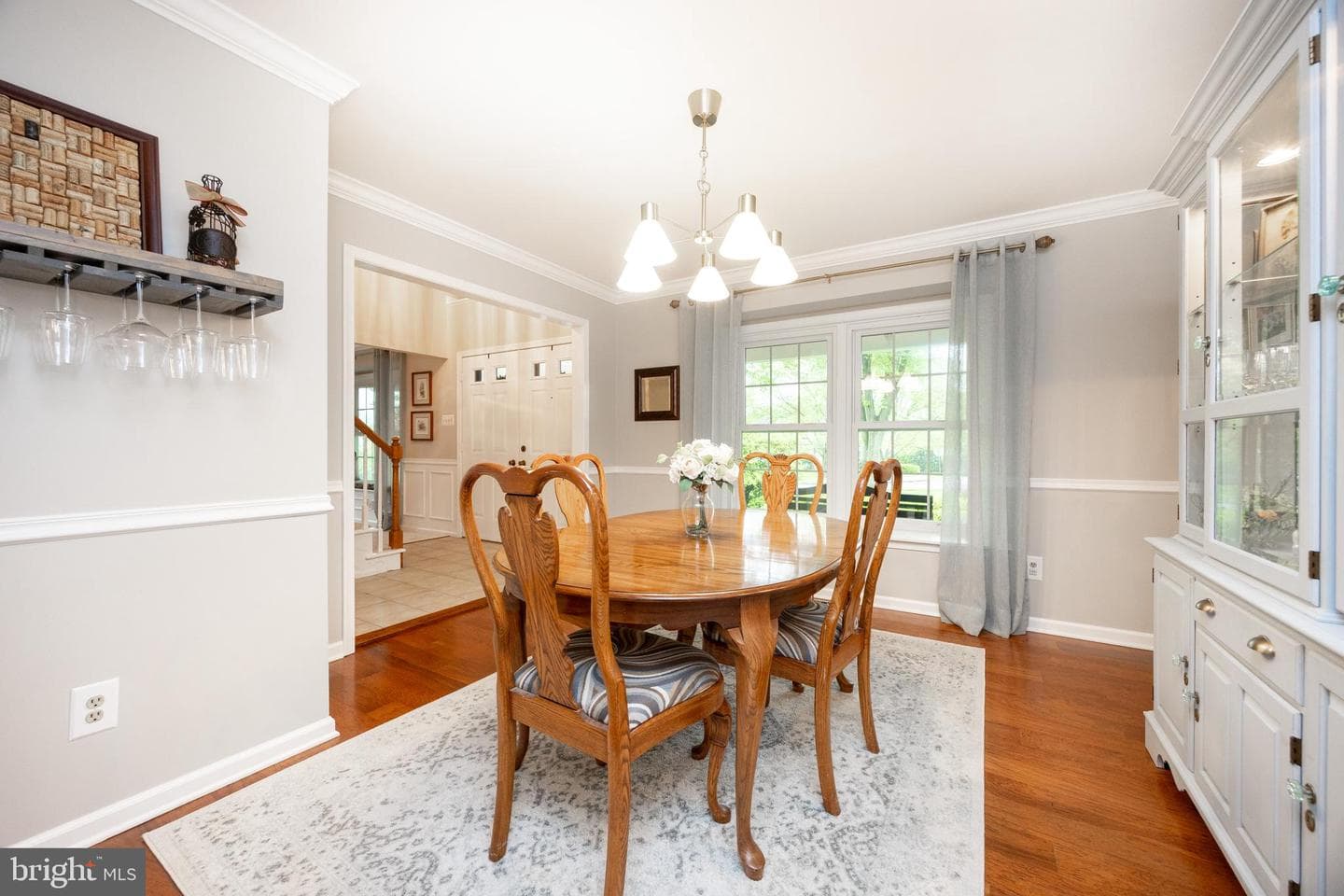 211 Ravenwood Road photo 7