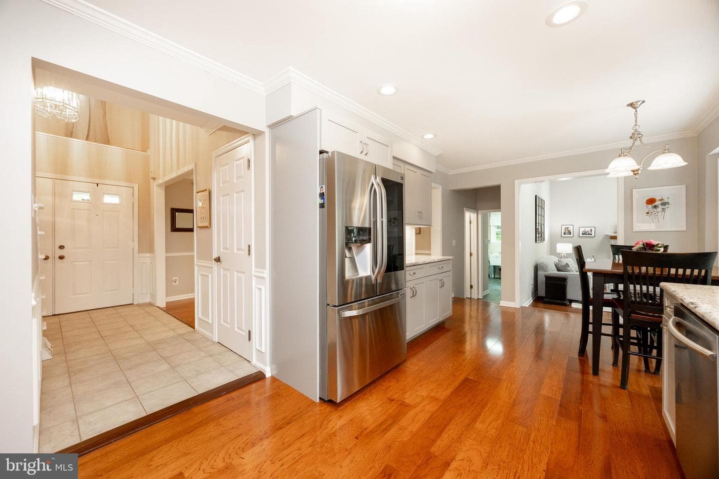 211 Ravenwood Road photo 8