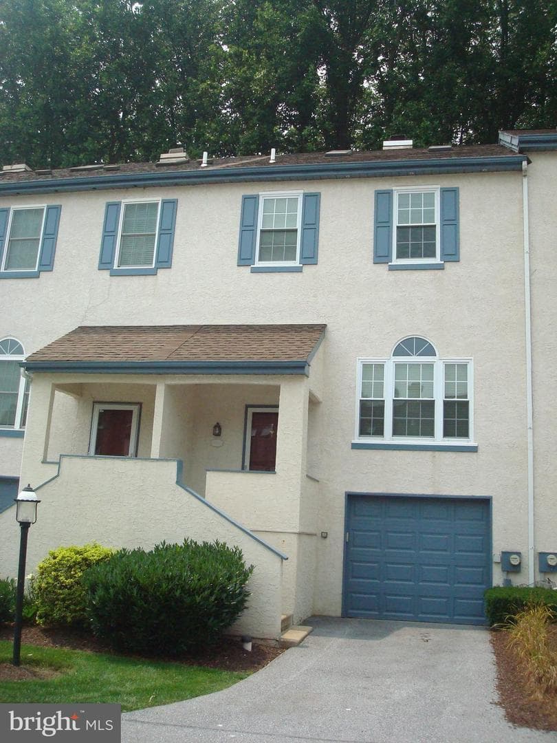 1704 Stoneham Drive photo 46