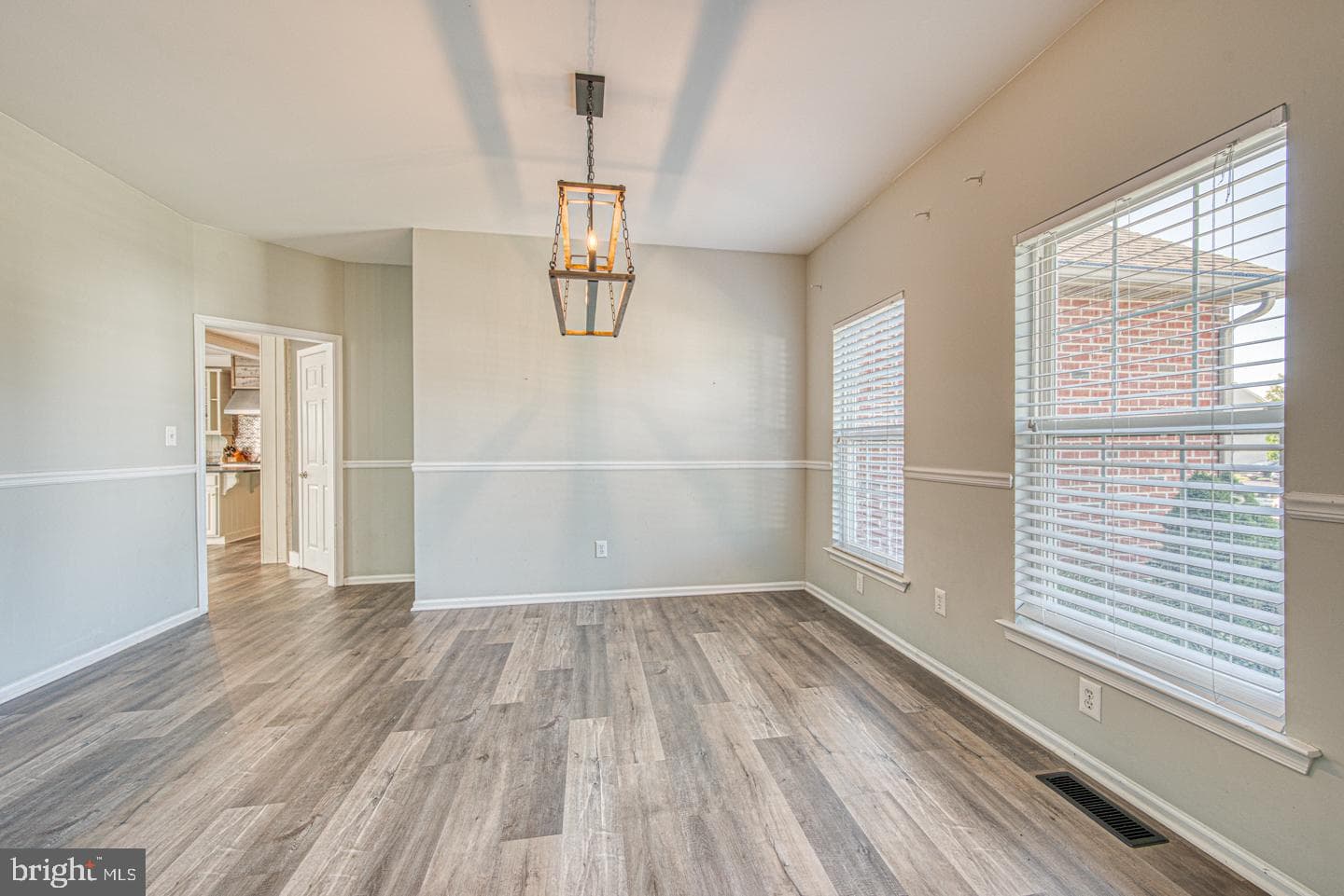 732 Slate Hill Drive photo 6