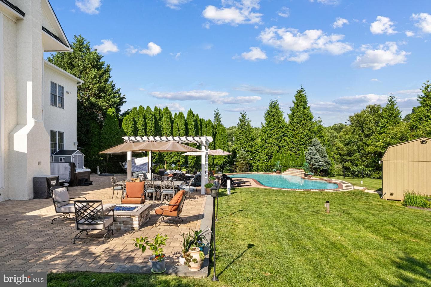 133 Talbot Drive photo 51