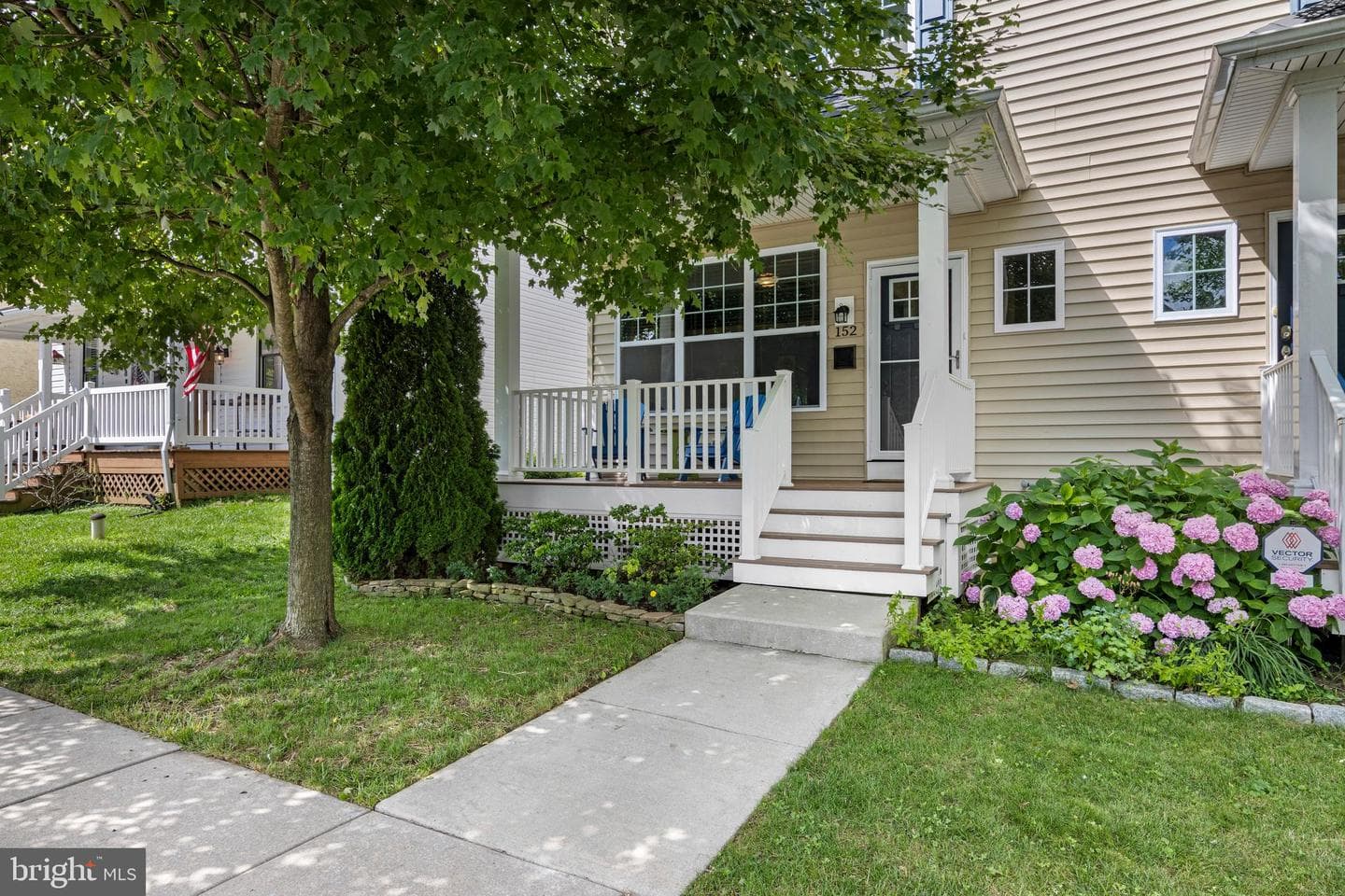 152 Church Street photo 2