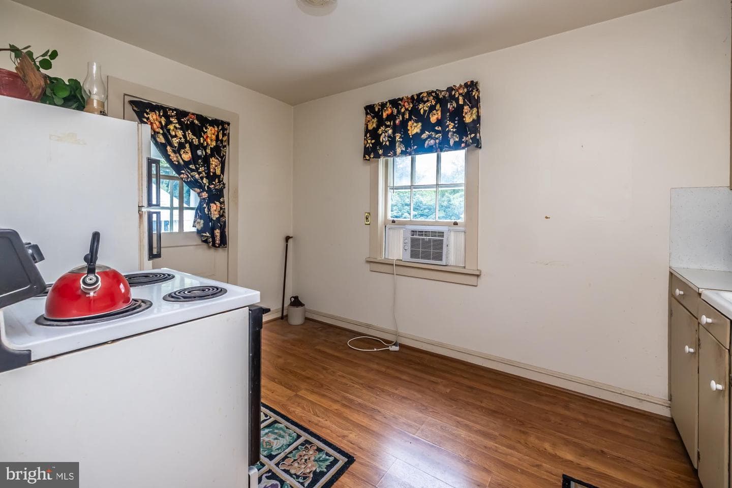 8 Stanton Avenue photo 9