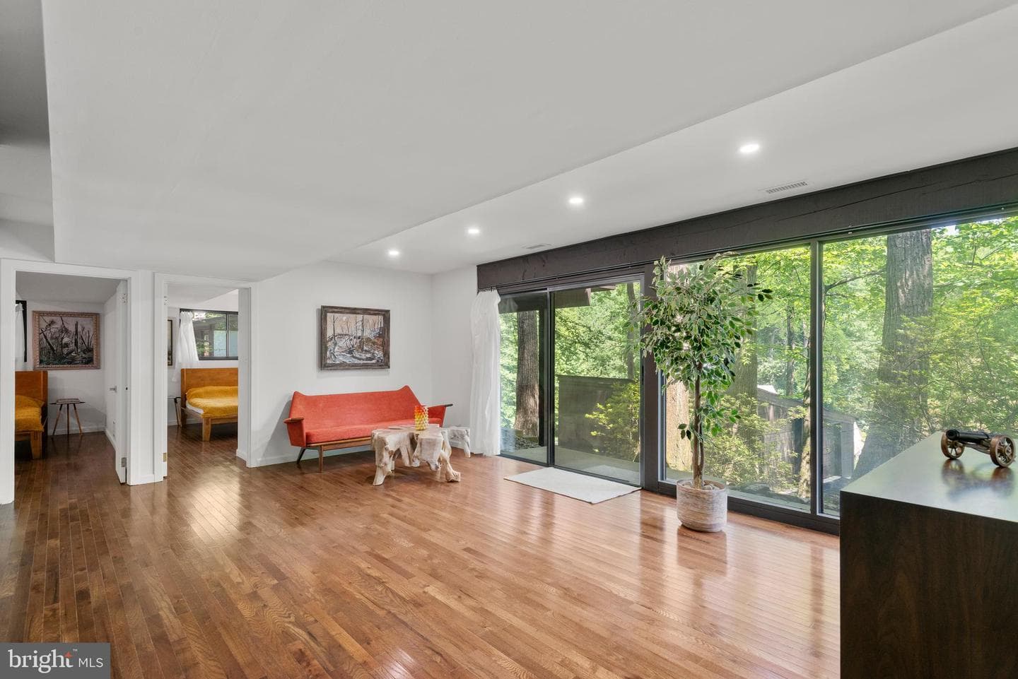 244 Vincent Road photo 32