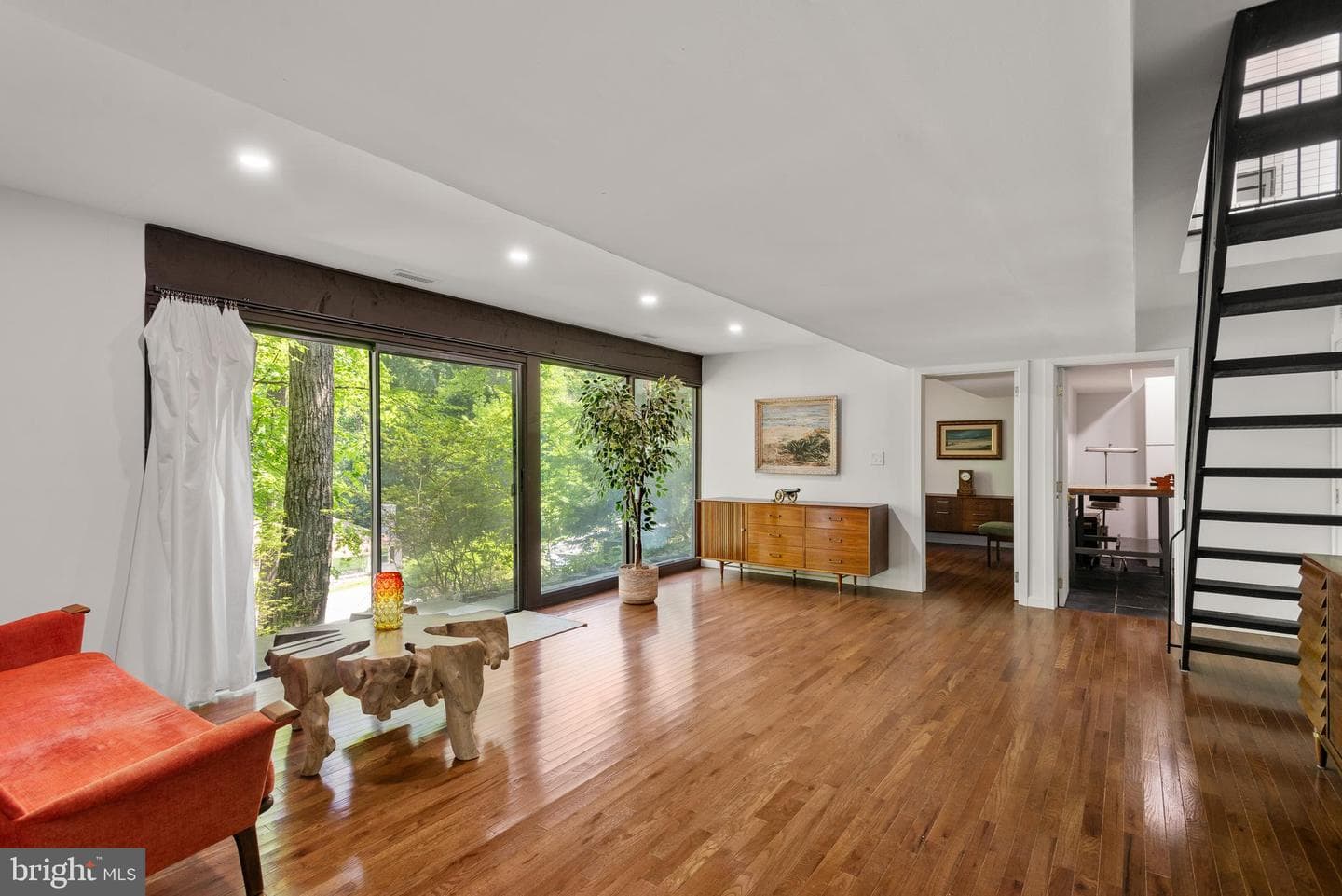 244 Vincent Road photo 33