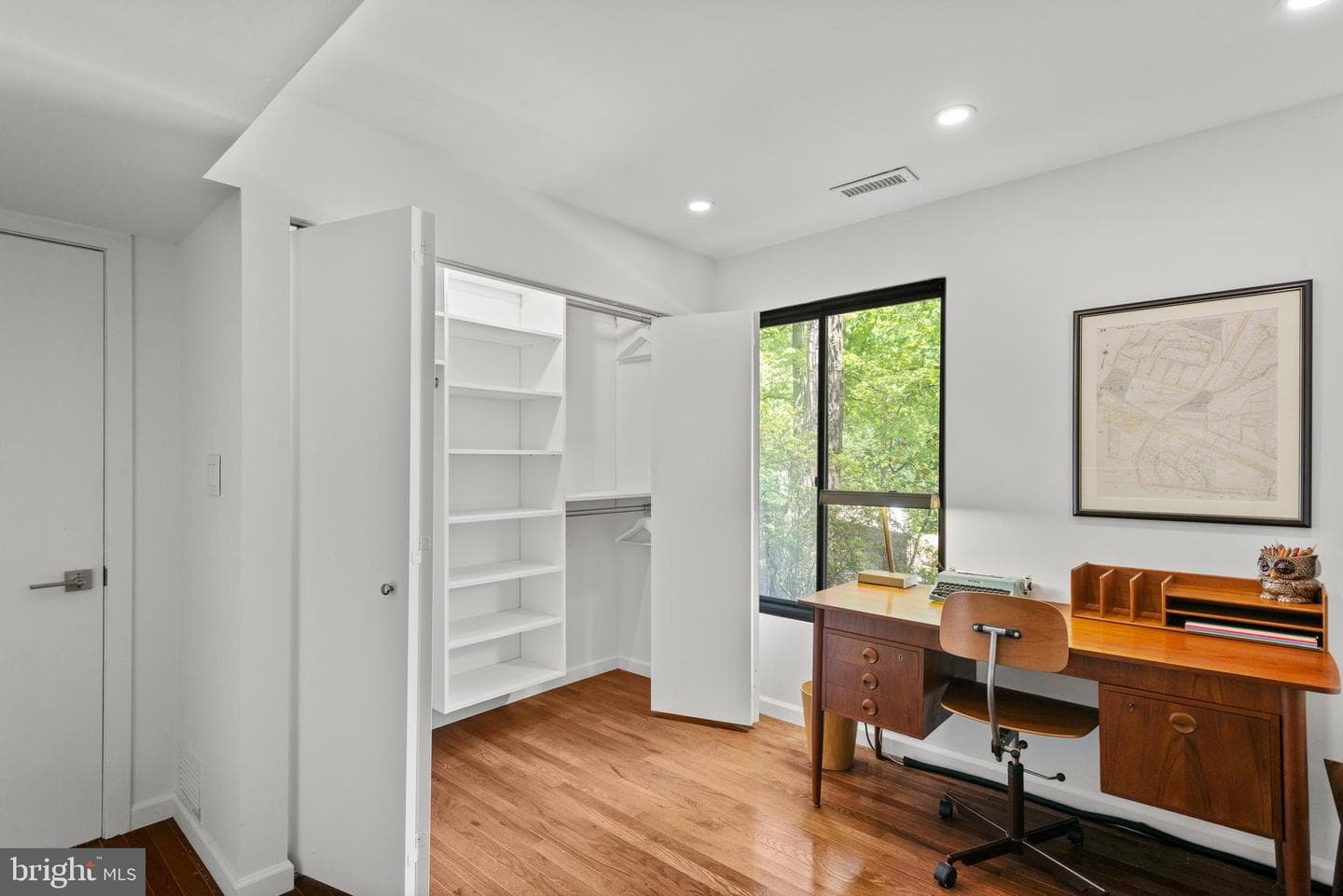 244 Vincent Road photo 41