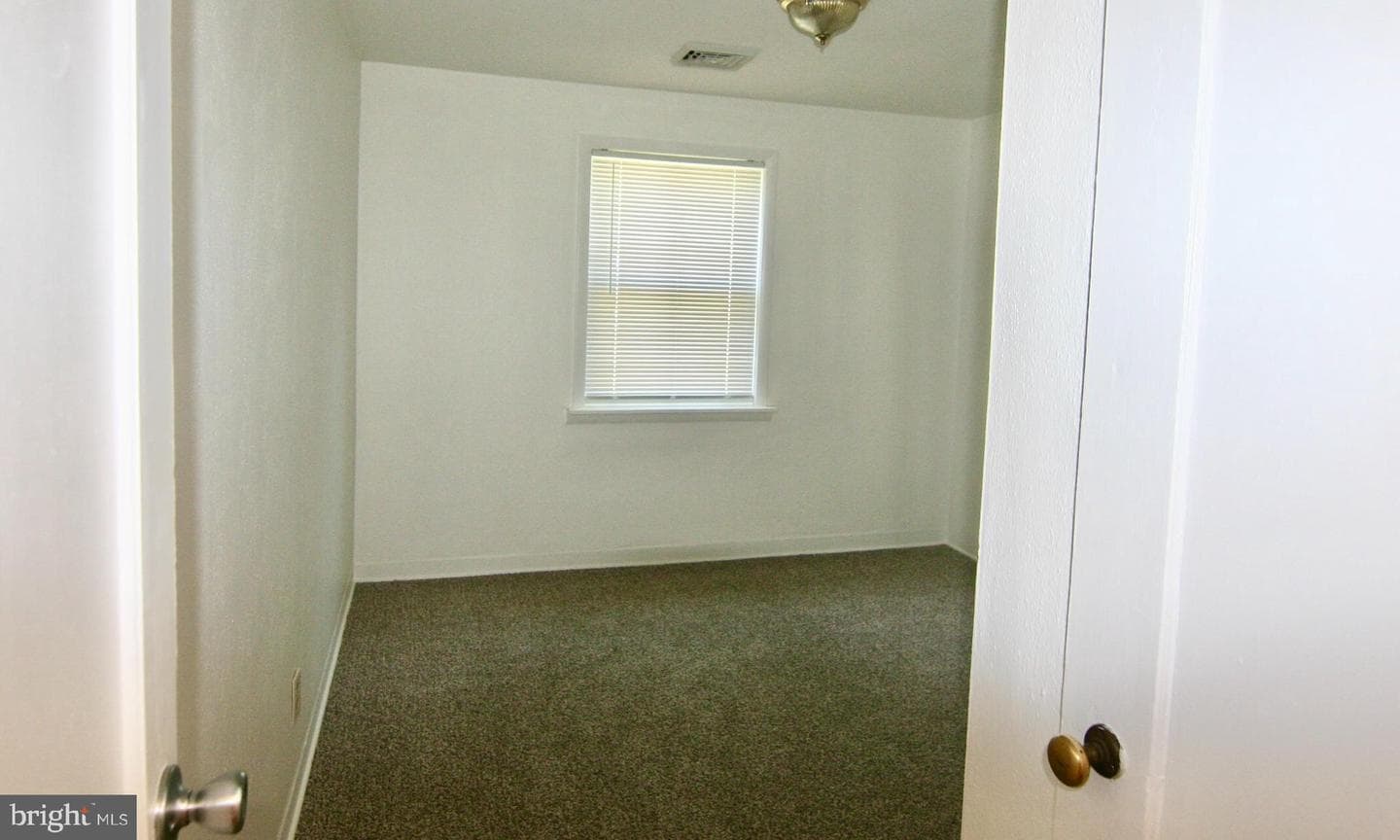 140 Carson Street photo 17
