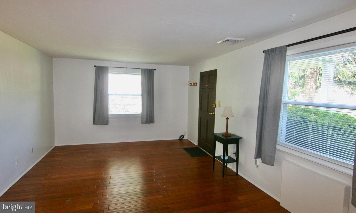 140 Carson Street photo 8
