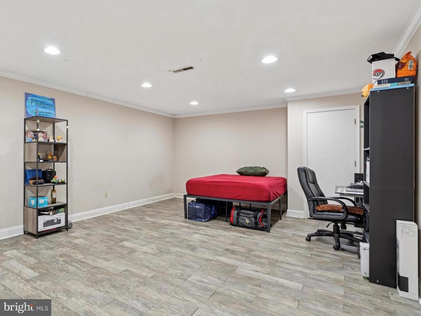 500 Lynetree Drive #1-C photo 15