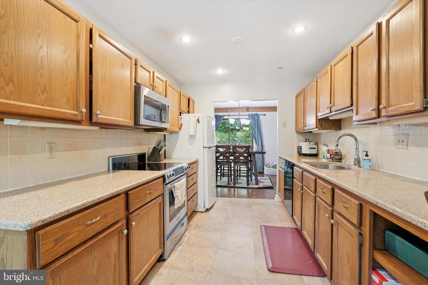 500 Lynetree Drive #1-C photo 4
