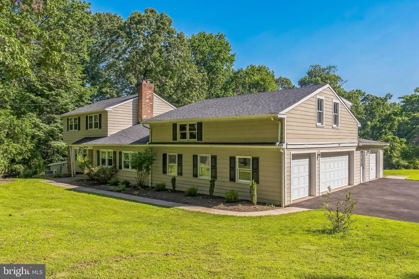 1331 Piedmont Drive photo 2