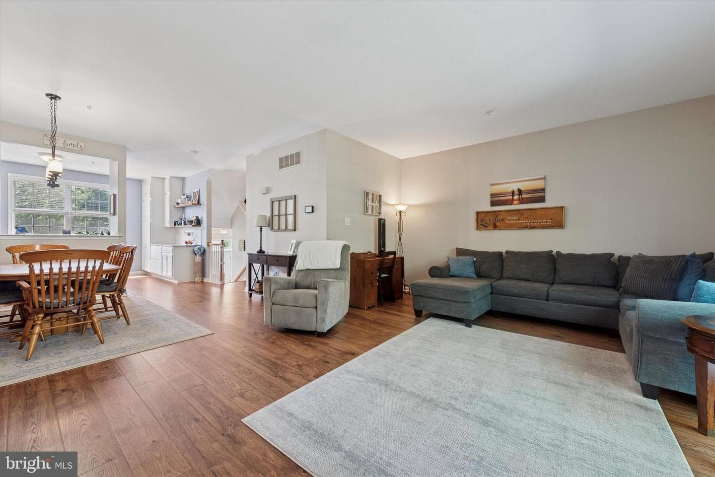 213 Buchanan Court photo 5