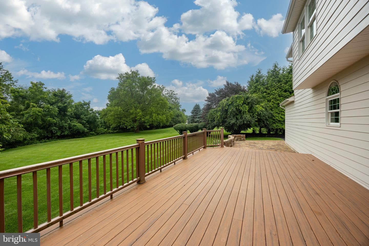 69 Fairfield Lane photo 3
