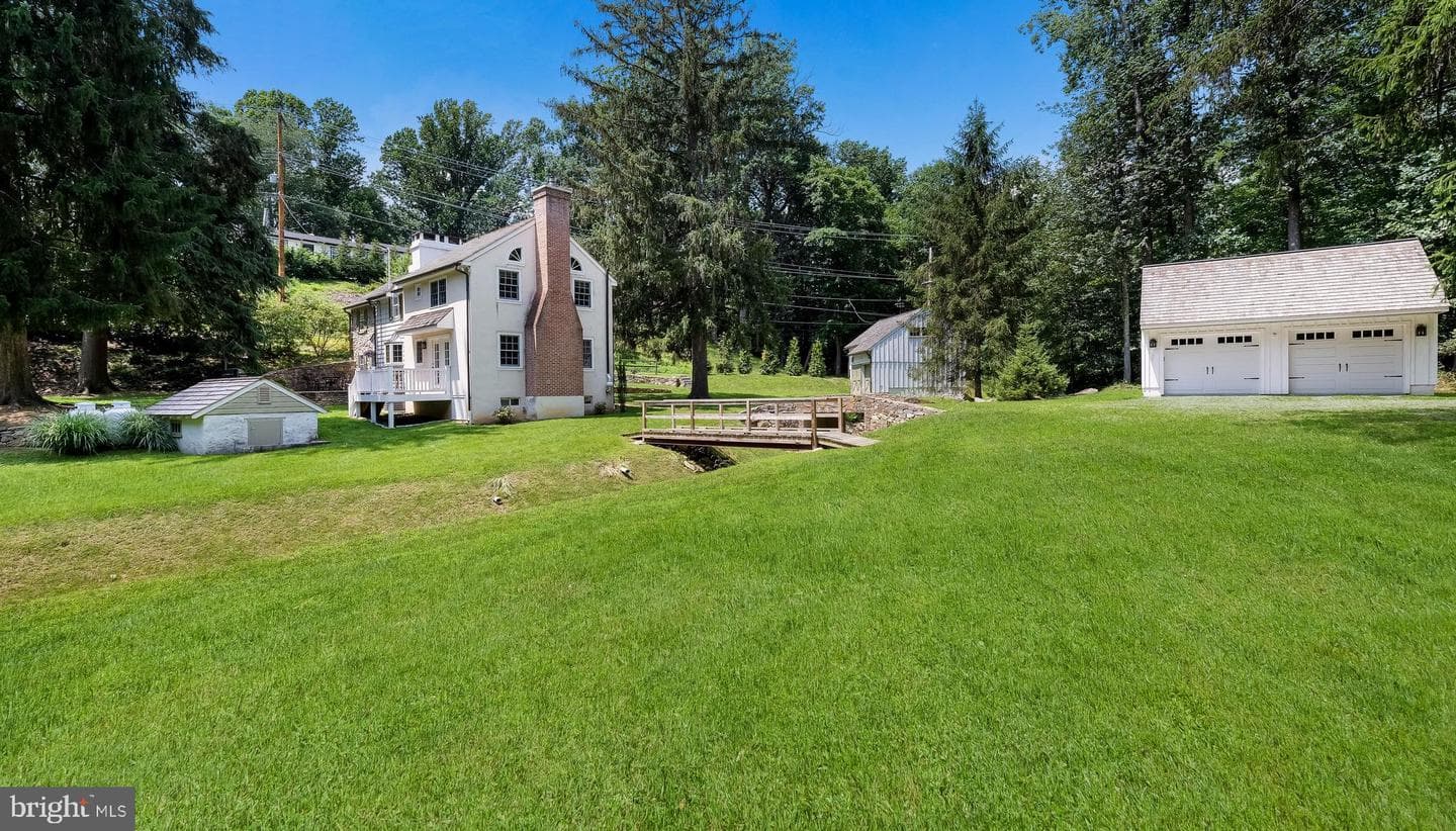 208 Hurley Road photo 36