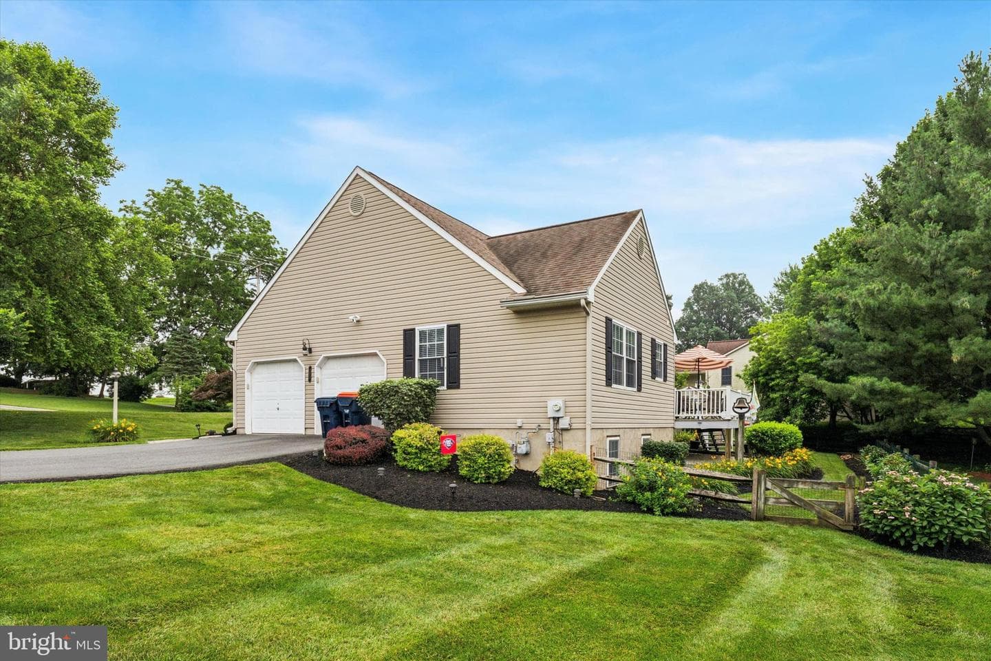 302 S Brookside Drive photo 34