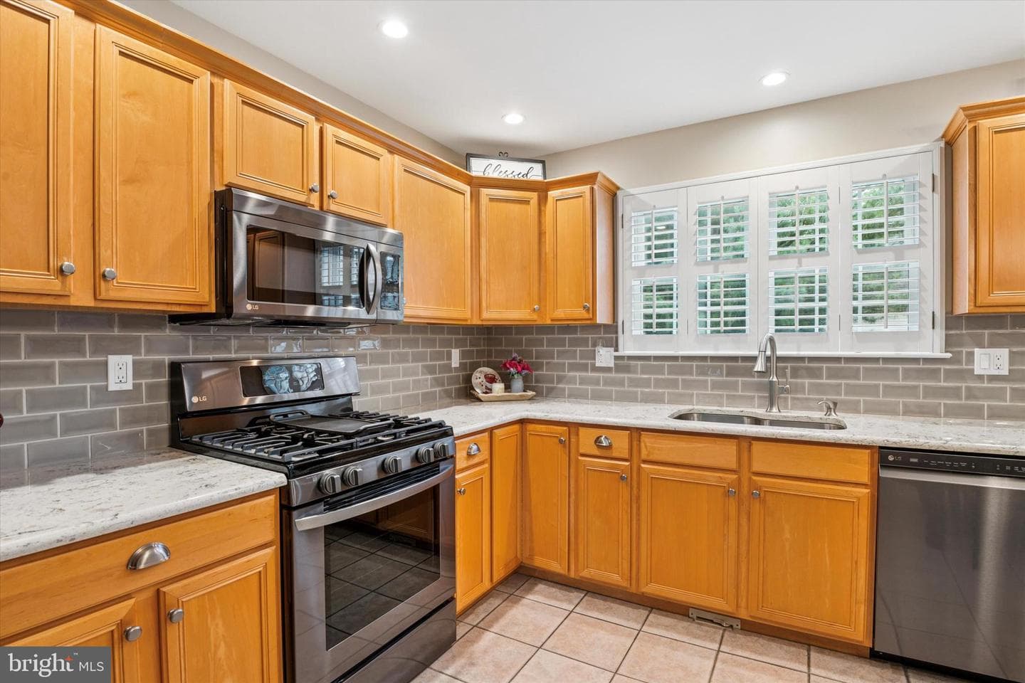 302 S Brookside Drive photo 7