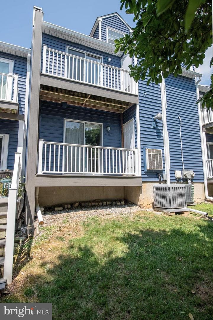 1001 Roundhouse Court #11 photo 34