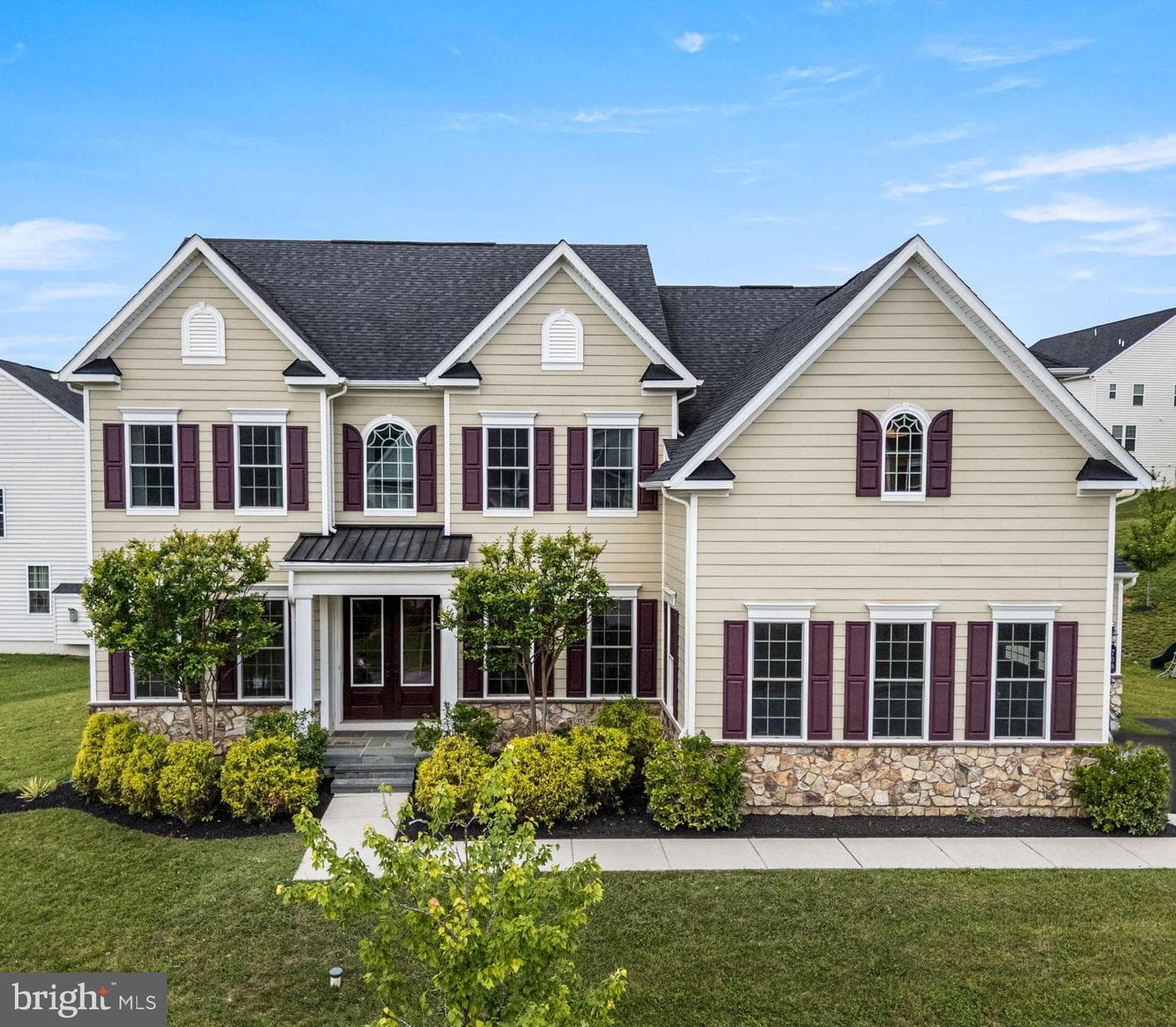 708 Stonecliffe Road