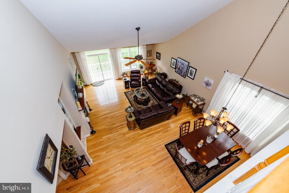 144 Reynolds Lane photo 25