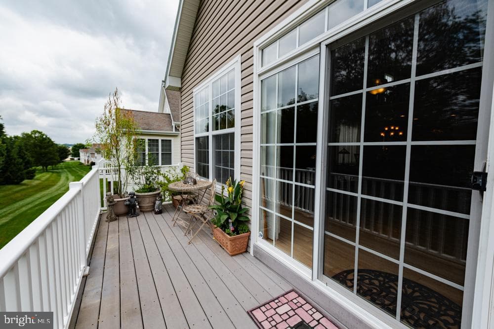 144 Reynolds Lane photo 26