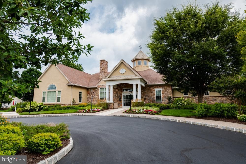 144 Reynolds Lane photo 33