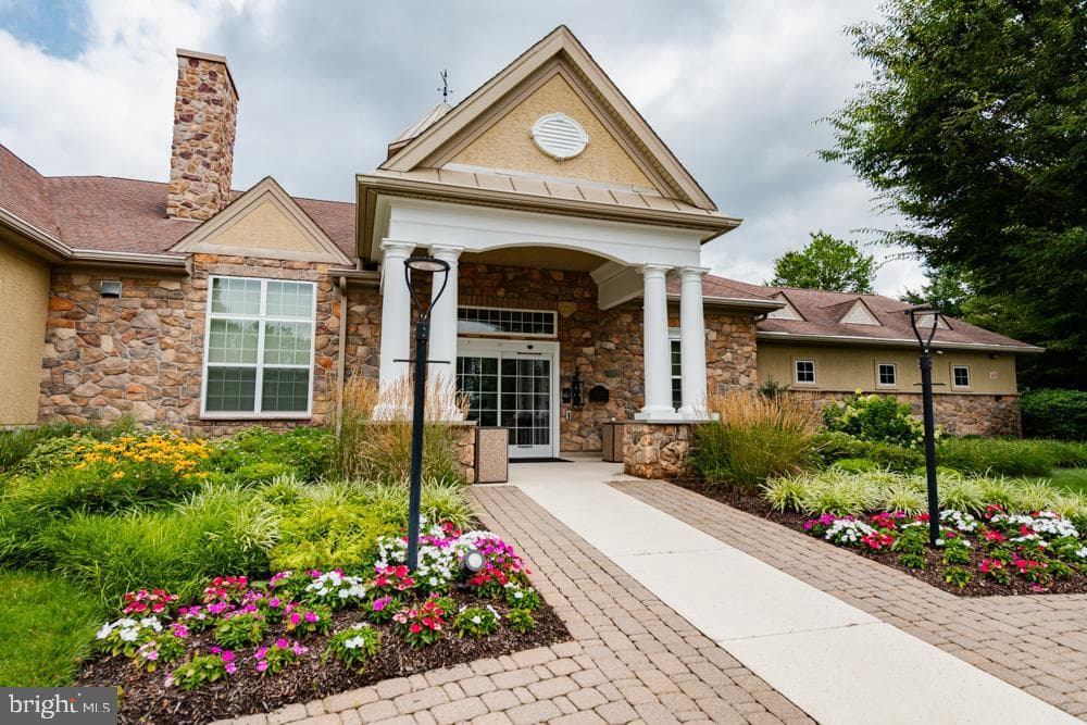 144 Reynolds Lane photo 34