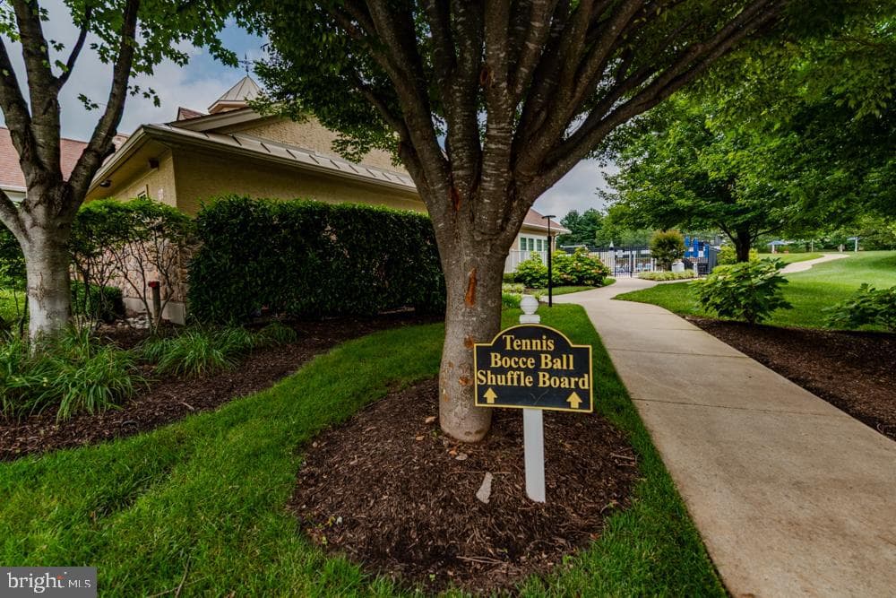 144 Reynolds Lane photo 35