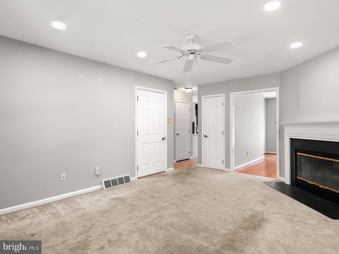 77 Buttonwood Drive #77 photo 10