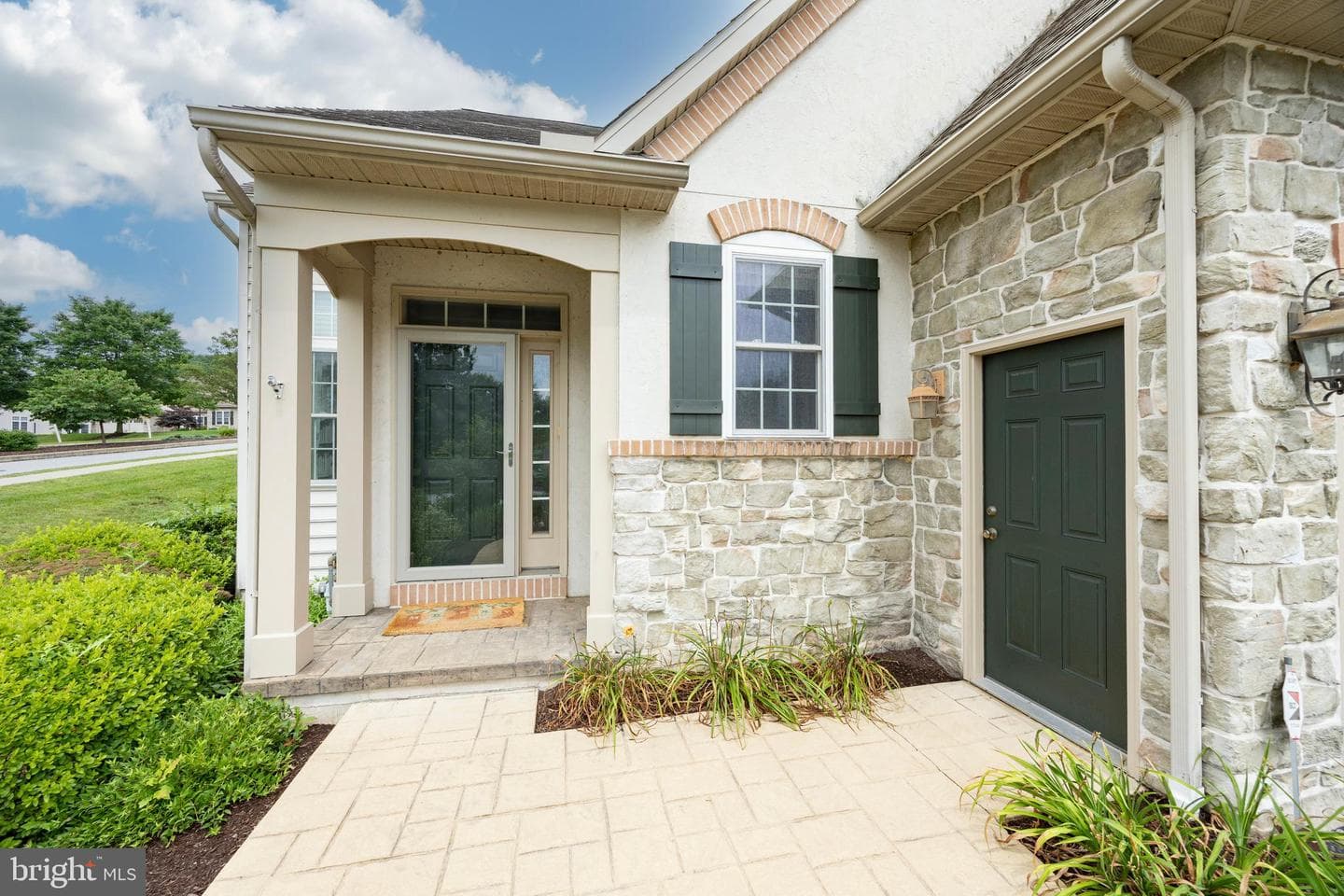 1004 Aris Pear Way photo 3