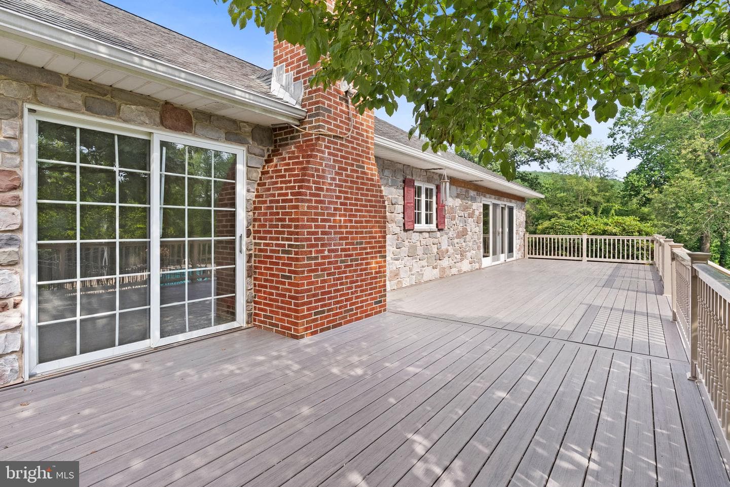 1619 Clearview Drive photo 11