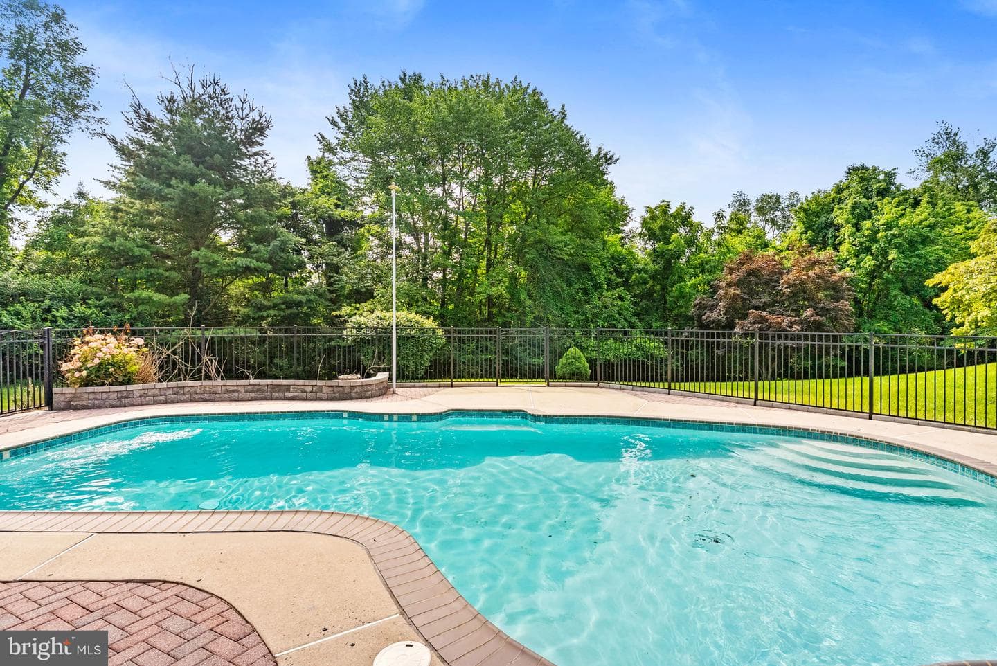 1619 Clearview Drive photo 33