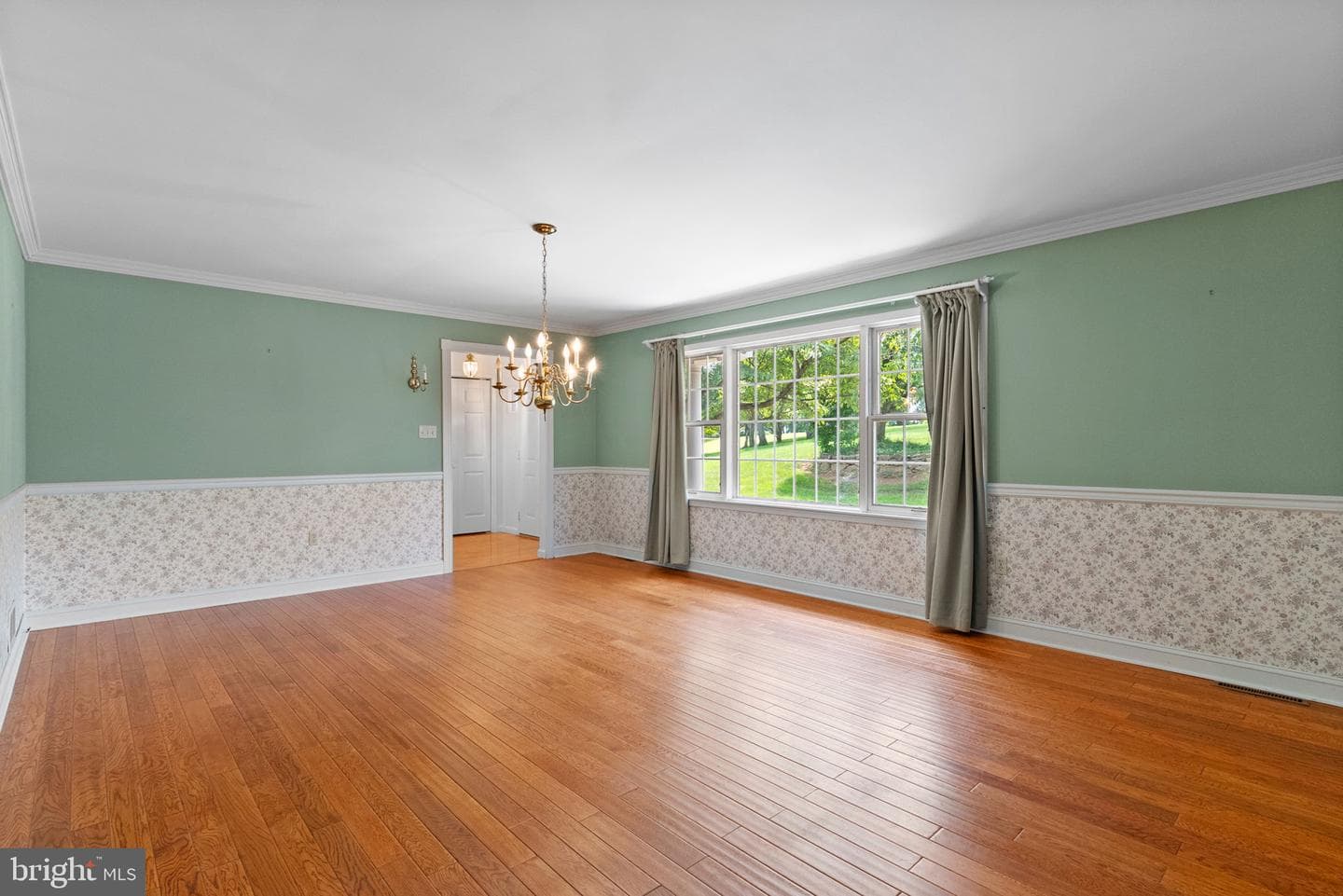 1619 Clearview Drive photo 6